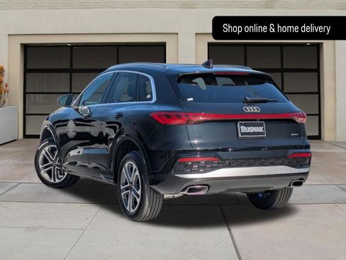 Used 2025 Audi Q5 Premium w/ Convenience Package image 2