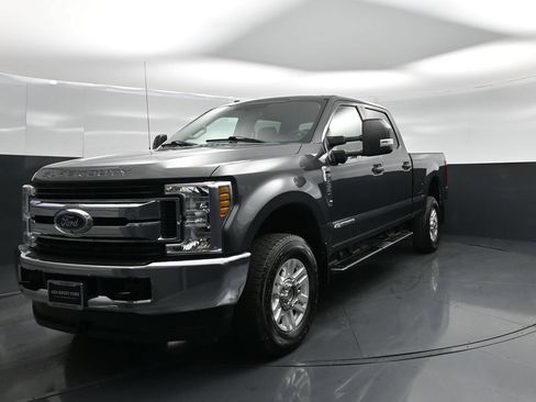 Used 2019 Ford F250 XL w/ STX Appearance Package AWD/4WD image 47