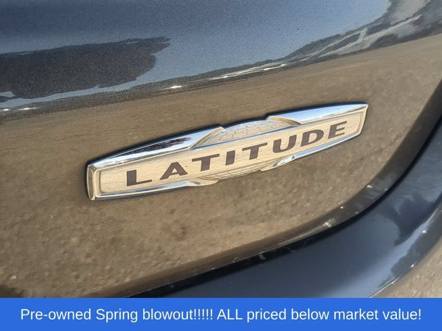 Used 2020 Jeep Compass Latitude FWD image 13