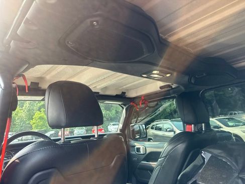 Used 2020 Jeep Wrangler Unlimited Rubicon w/ Quick Order Package 28Y Recon AWD/4WD image 27