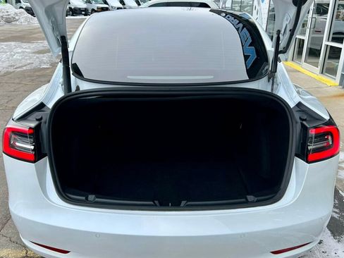 Used 2022 Tesla Model 3 image 7