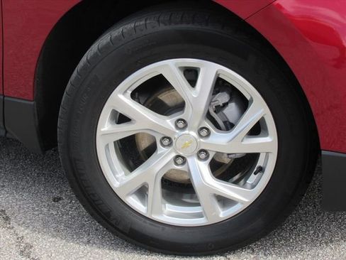 Used 2021 Chevrolet Equinox Premier image 7