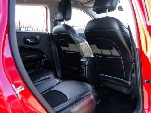 Used 2019 Jeep Compass Trailhawk image 42