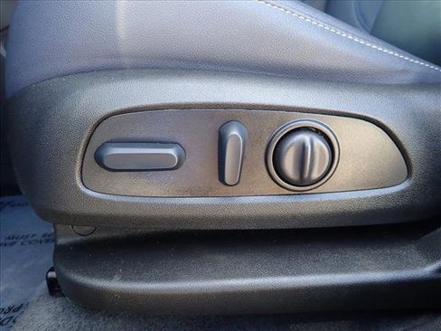 Used 2024 Chevrolet Blazer RS w/ Enhanced Convenience Package image 13