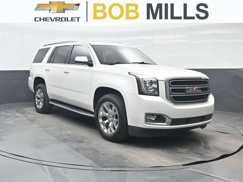 Used 2020 GMC Yukon SLT RWD image 1