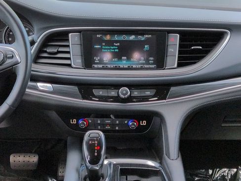 Used 2019 Buick Enclave Essence w/ Trailering Package, 5000 lbs. FWD image 18