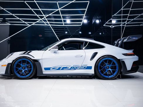 Used 2025 Porsche 911 GT3 RS RWD image 11