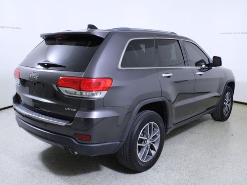 Used 2017 Jeep Grand Cherokee Limited w/ Luxury Group II image 7