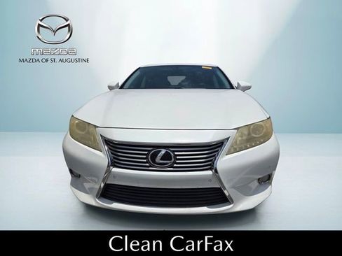 Used 2013 Lexus ES 350 w/ Luxury Pkg FWD image 3