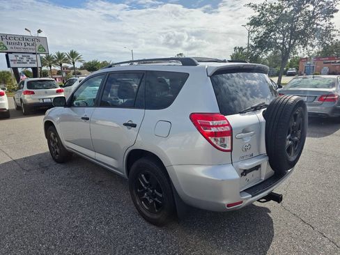 Used 2011 Toyota RAV4 4WD image 6