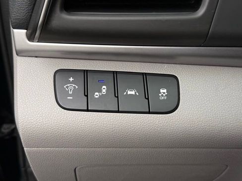 Used 2020 Hyundai Elantra SEL image 17