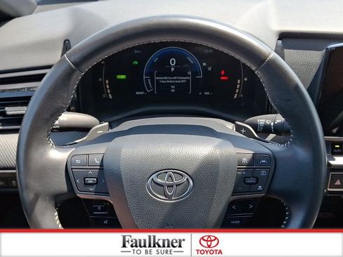Certified 2025 Toyota Camry SE FWD image 18