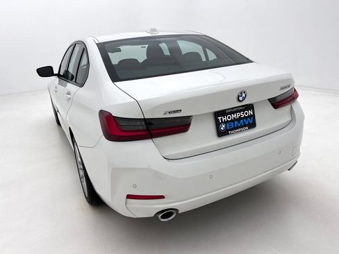 Certified 2023 BMW 330i xDrive Sedan w/ Convenience Package AWD/4WD image 8