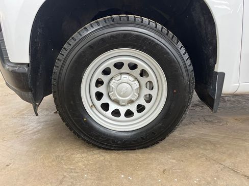 Used 2021 Chevrolet Silverado 1500 W/T w/ WT Fleet Convenience Package image 27