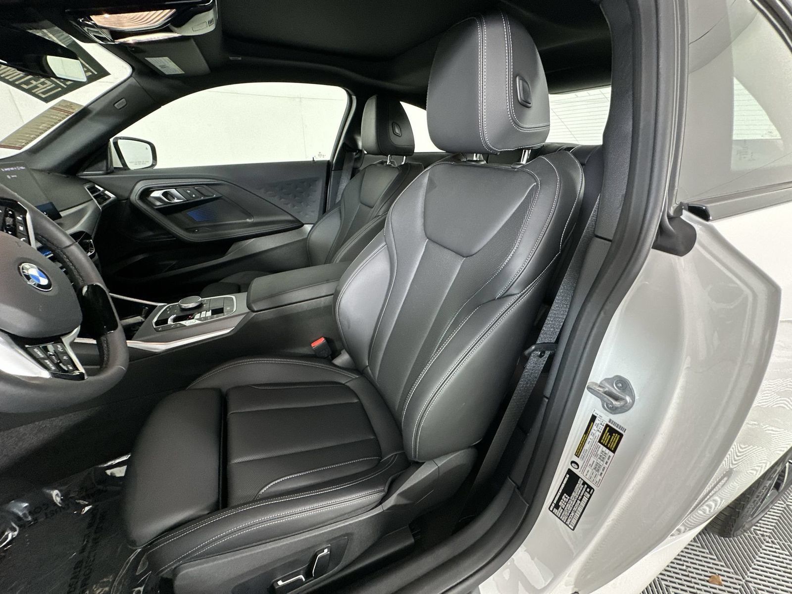 Used 2026 BMW 230i Coupe RWD image 11