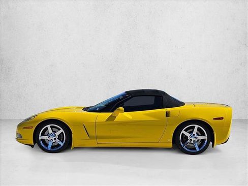 Used 2007 Chevrolet Corvette Convertible w/ Preferred Equipment Group image 8