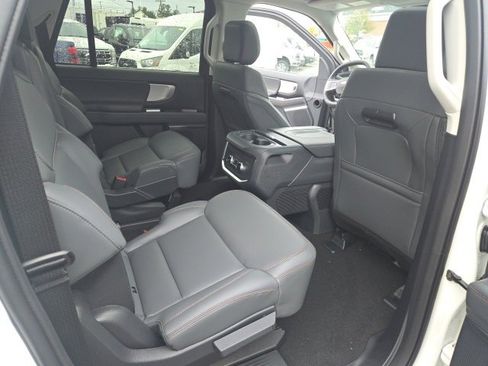 New 2025 Ford Expedition Max Active image 31