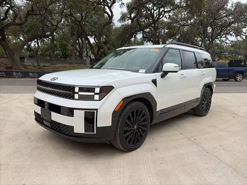 Used 2024 Hyundai Santa Fe Calligraphy FWD image 1