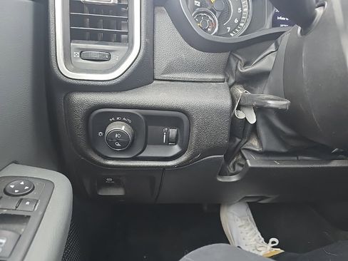 Used 2022 RAM 1500 Big Horn image 16