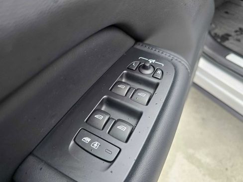 Used 2023 Volvo XC60 B5 Plus w/ Climate Package image 22