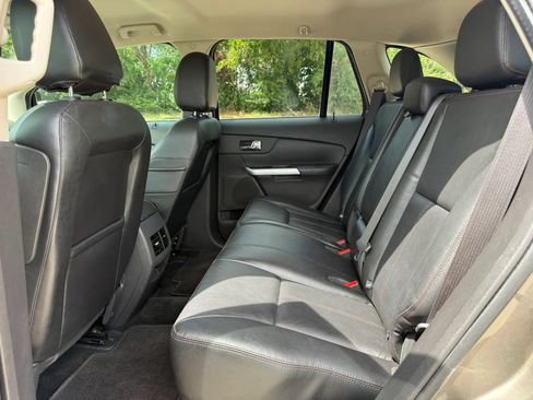 Used 2014 Ford Edge SEL w/ Equipment Group 205A FWD image 11