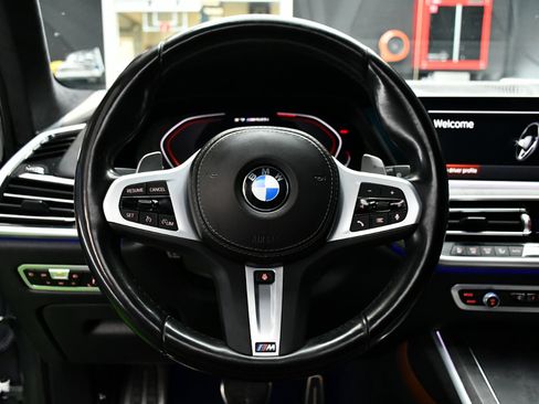 Used 2022 BMW X7 M50i w/ Executive Package image 24
