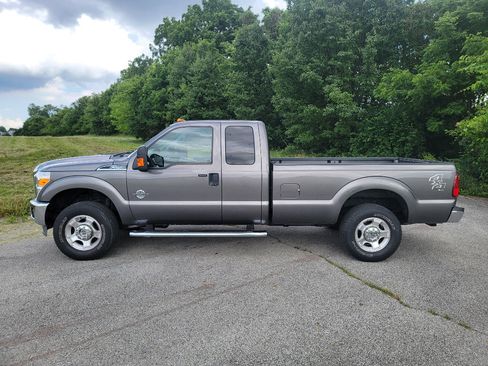 Used 2013 Ford F250 XLT w/ XLT Value Pkg AWD/4WD image 5