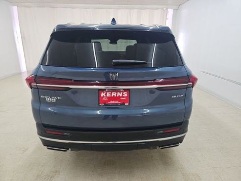 Used 2025 Buick Enclave Preferred image 16