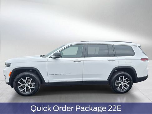 Used 2025 Jeep Grand Cherokee L Limited w/ Trailer Tow Package image 3