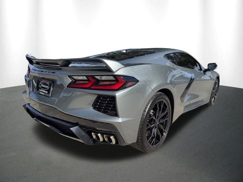 Used 2022 Chevrolet Corvette Stingray Preferred Cpe w/ Z51 Performance Package RWD image 14