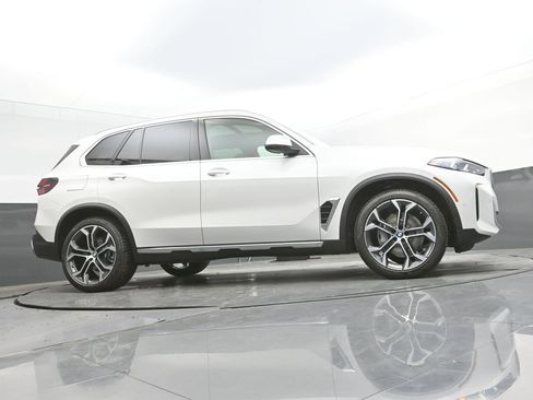 New 2026 BMW X5 xDrive40i image 51