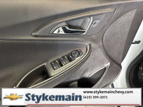 Used 2024 Chevrolet Malibu LT image 37