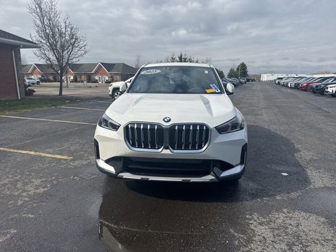 Used 2025 BMW X1 xDrive28i w/ Technology Package image 8