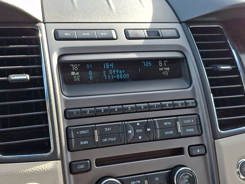 Used 2012 Ford Taurus SEL image 16