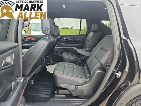 Used 2026 Chevrolet Traverse Z71 AWD/4WD image 25