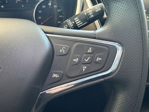 Used 2020 Chevrolet Equinox LT image 13