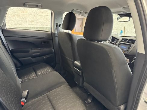 Used 2025 Mitsubishi Outlander Sport ES AWD/4WD image 41