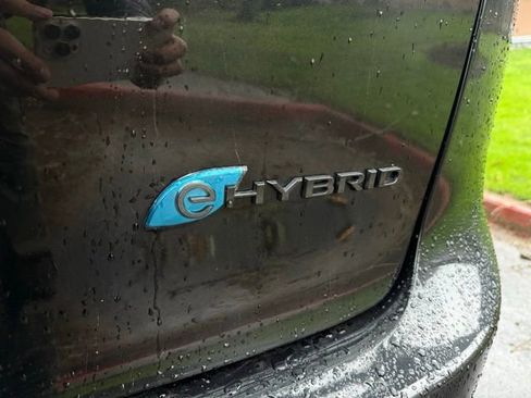 Used 2019 Chrysler Pacifica Limited w/ Advanced Safetytec Group image 40