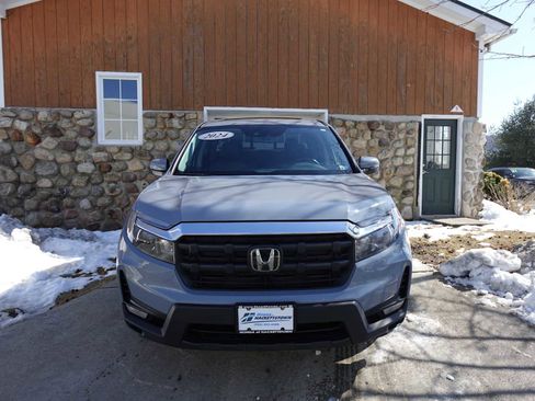 Certified 2024 Honda Ridgeline RTL image 2