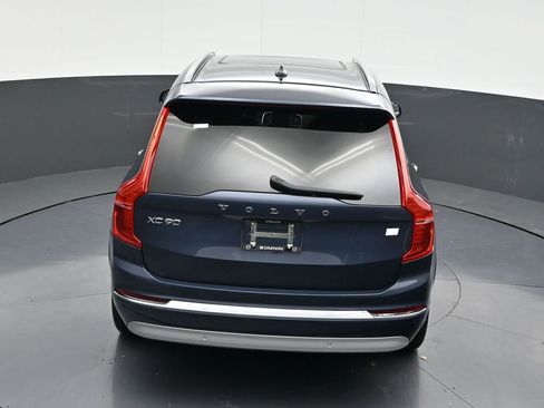 Certified 2022 Volvo XC90 T8 Inscription w/ Advanced Package image 21