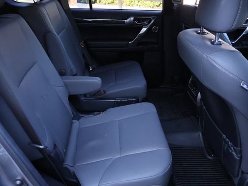 Used 2023 Lexus GX 460 Premium AWD/4WD image 11