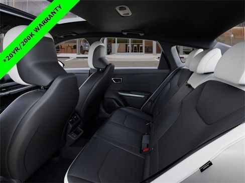 New 2025 Kia K4 GT-Line Turbo image 18