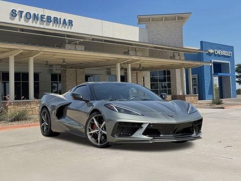 Used 2022 Chevrolet Corvette Stingray Preferred Conv w/ Z51 Performance Package RWD image 2