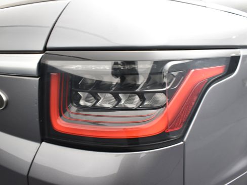 Used 2020 Land Rover Range Rover Sport HSE image 7