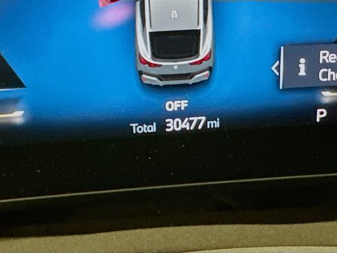 Used 2025 BMW X2 xDrive28i image 19