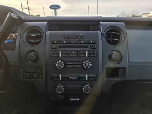 Used 2014 Ford F150 XL w/ Equipment Group 101A Mid image 11