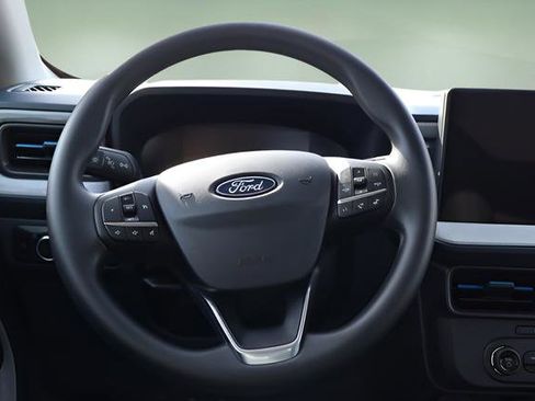 New 2026 Ford Maverick XLT image 10