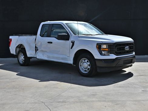 Used 2023 Ford F150 XL RWD image 3