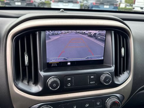 Certified 2022 GMC Canyon Denali image 36