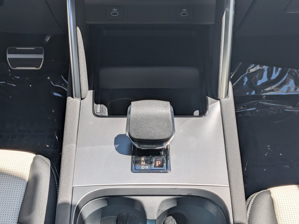 New 2026 Land Rover Discovery Sport Landmark AWD/4WD image 20